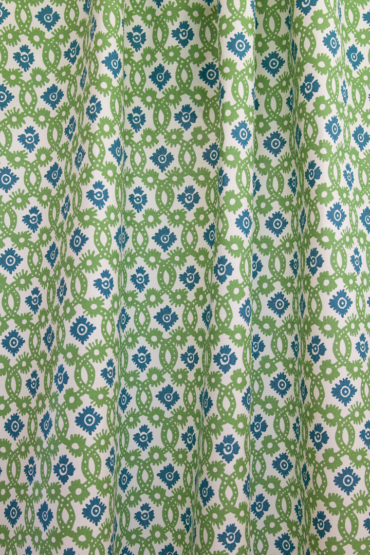 Dazzle green