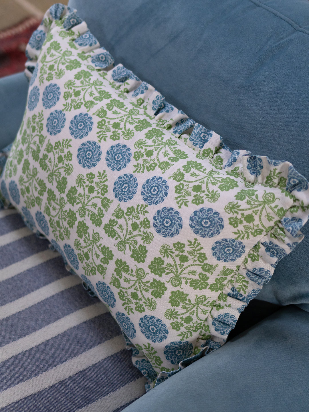 Greek Threads green