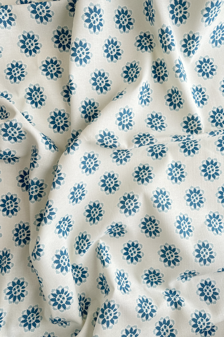 Circles blue