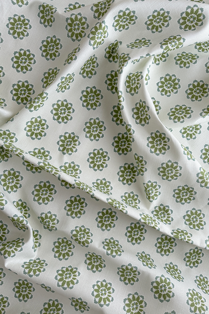 Circles green