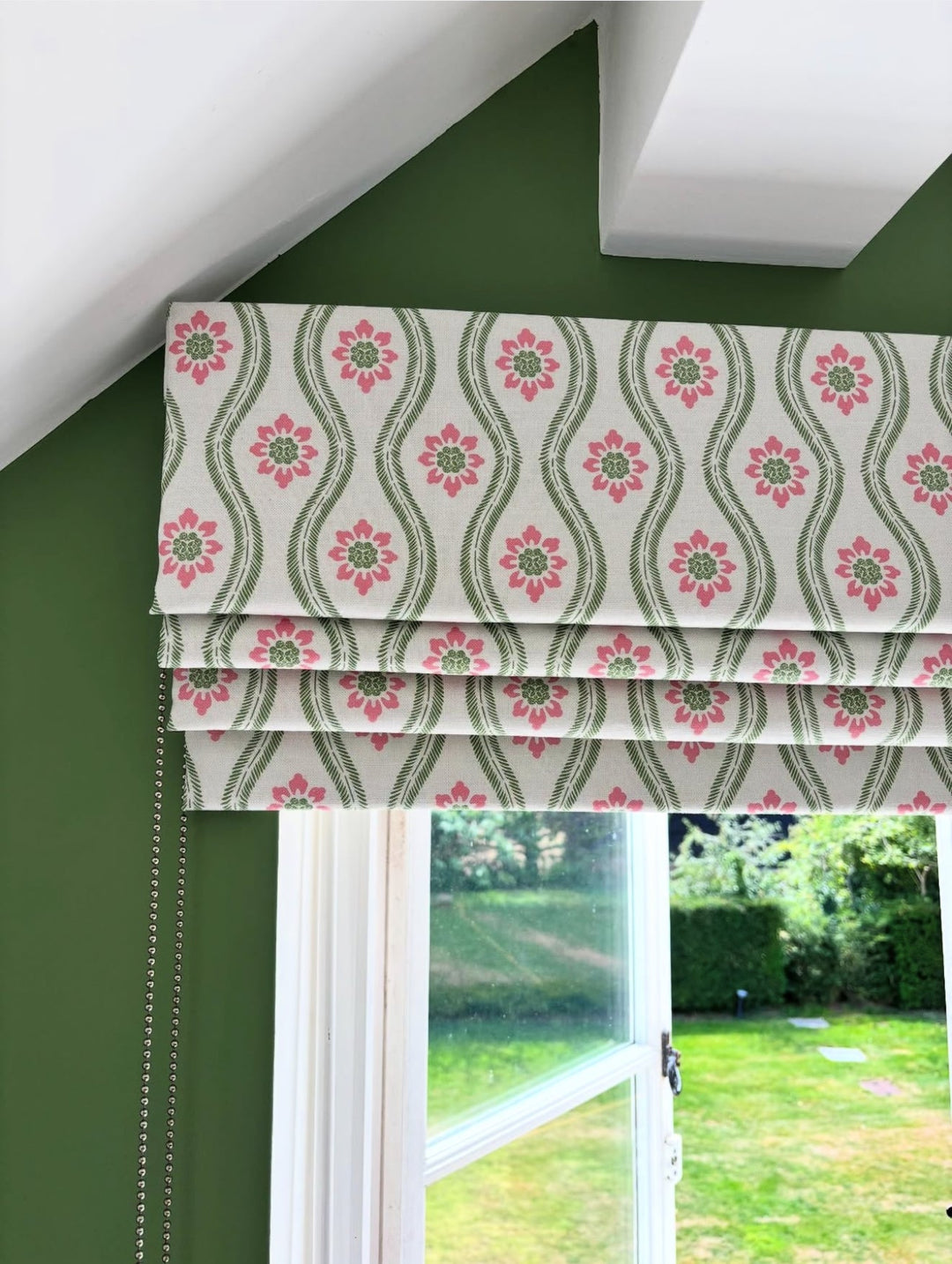 Phoebe pinky green blinds made by @jocelynberryinteriors