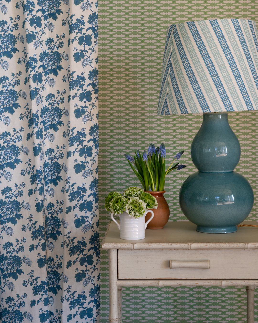 Baroness blue fabric