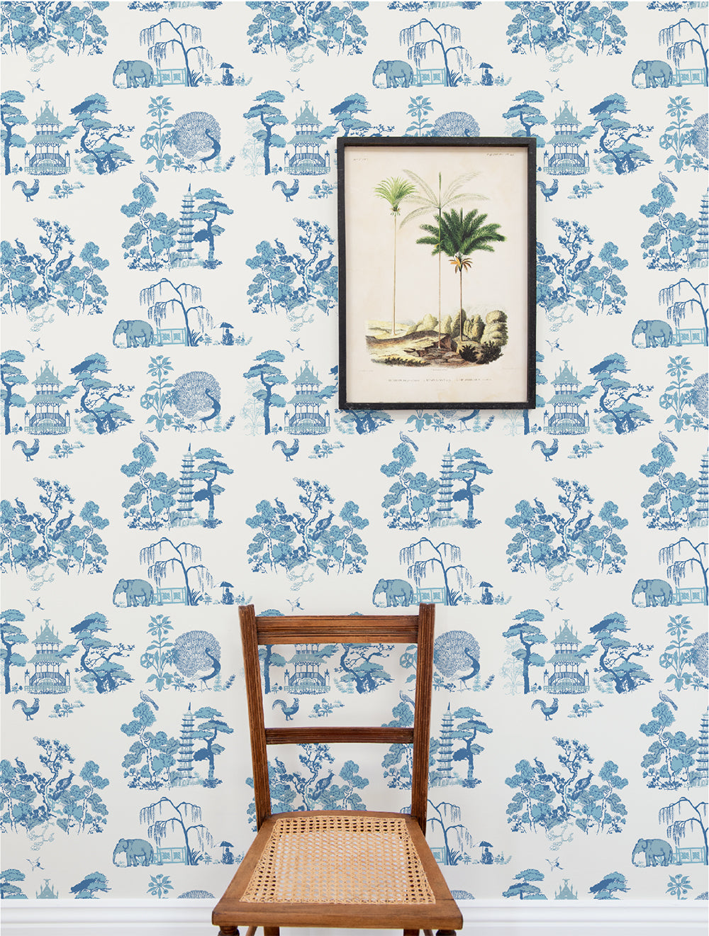 Dreaming Garden blue wallpaper Sample