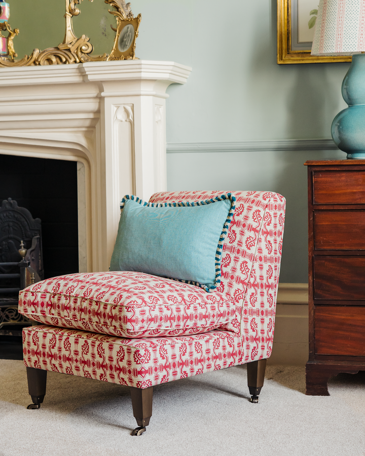 Tapestry red